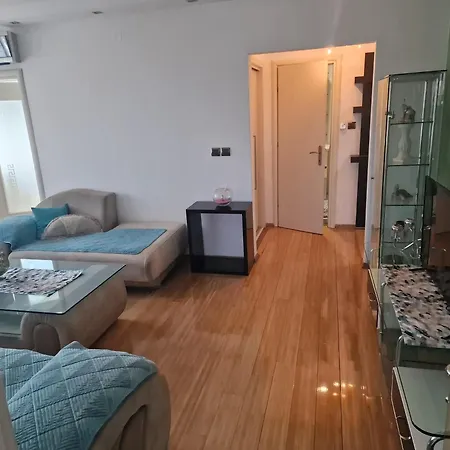 Appartement Apartman Aerodrom