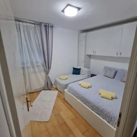 Apartman Aerodrom Appartement *